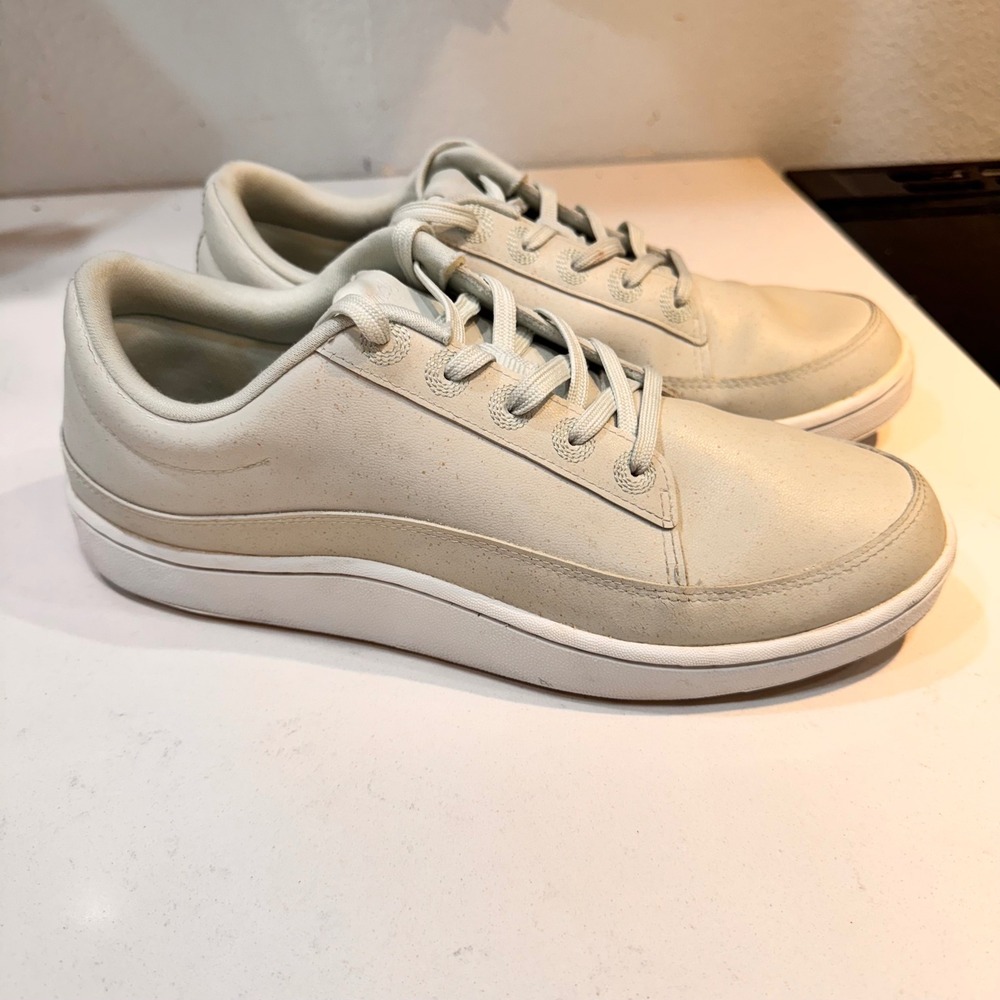 Allbirds Plant Pacer Cream White Sustainable Vegan Leather Sneakers Womens 10